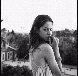 Analeigh Tipton ▫ ▫ ▫ ▫ ▫ ▫ ▫ ▫ ▫ ▫ ▫ ▫ ▫ song: https:www.youtube.comwatch?v=fk4BbF7B29w ♥; ❝I have run out of words to describe how you hurt me.❞
