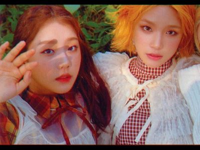 「 Day140 ♥ Karin x Bella」