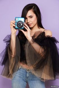 Sofia Carson (4)