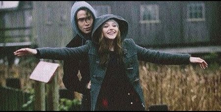 Day 43╰Chloë Grace Moretz & Jamie Blackley╮