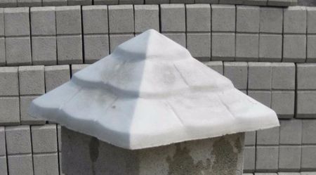 3e5e303a609e; capac stalp gard de beton
