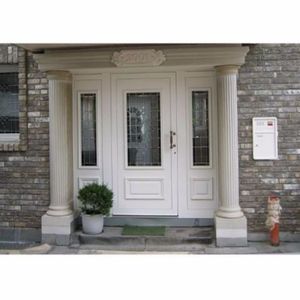 109105250_6_644x461_leu-din-beton-; intrare cu coloane
