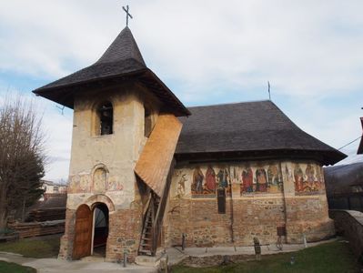 Biserica Olari - Curtea de Arges; Superb monument istoric si religios vizitat in 27.12.2017
