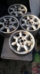 4 x 100 r14 pret 250lei