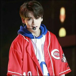 Jungkook  → IƖ ιυвєѕc!