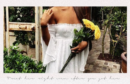 ❪25M̭a̭r̭2018❫　▪ ·ꕥ· ▫　written by J̭ḙḽḙṋa̭.; 　◊Ṭ̣ḥ̣ọ̣ụ̣g̣̣ḥ̣ṭṣ: ❝One of my favourite flowers, in my other favourite color, from my very favourite person.❞　　● ℊ　▪ ▪ ▪ r̤e̤a̤c̤t̤i̤o̤n̤s̤ ▪ ▪ ▪ ✧ ▬✾ imgbox.com/7O1Xbeab ✾▬
