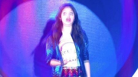 bandicam 2018-03-31 22-40-44-736