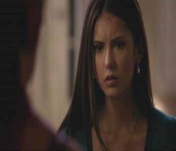 ╰✿μλbuoϝᴉc❥.; # Îmi întind un braț în direcția lui și-i dau o palmă după ceafă. Cel mai bine; ar fi să taci. =)))))))))
