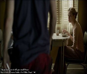 ☠ϟ .ʞıๅๅǝɹ Ŧг๏รt ☕ ☂. [cl] ar fi o idee , dar mai bine nu acum , doar nu o sărut fără voia ei; [#râde scurt .
