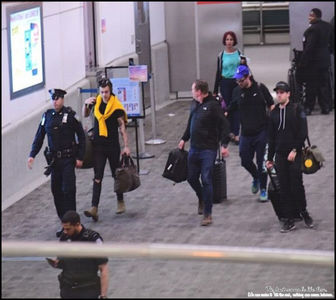 ͡♛　˛ᵈᵃᵈᵈʸ·̷ἷ̷̷ṩ̷̷✩ђ̷̷ὄ̷̷м̷ἔ̷ ✔.˛cu minunata mea iubită ce acum lipseşte, bineînţeles.”, o spun; destul de ofuscat, „Oricum, vorbim despre voi doi...”, revin imediat, privind-o, „Dragostea nu se face cu graba, absolut deloc şi nici cu sila, iar atunci când cineva încearcă să se reorienteze
