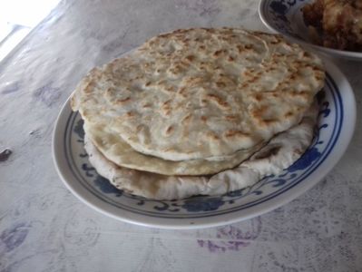 Plăcinte simple din aluat de pâine, în tigaie