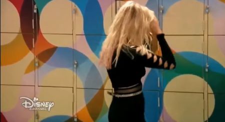 bandicam 2018-06-09 23-31-35-448