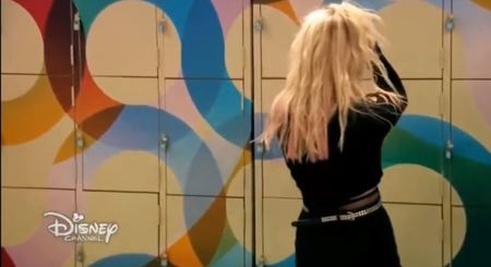 bandicam 2018-06-09 23-31-36-471