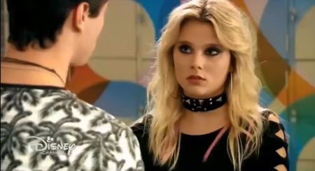 bandicam 2018-06-09 23-31-47-242