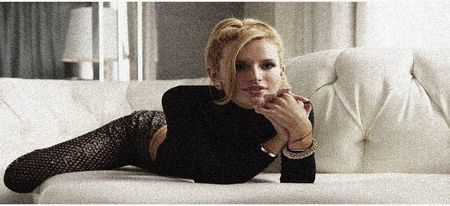 　　　　　　　　ϟ 22 years old.