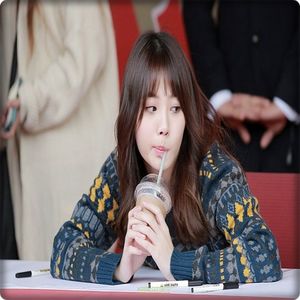 → Eu nu știu dacă să vin sau nu :-? ..