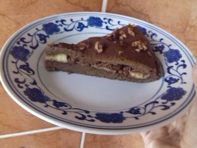 Tort cu ciocolată și banane (felie)