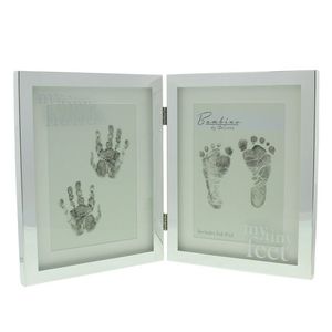 Rama foto pentru amprente manute si picioruse; Cadouri deosebite care pot fi gasite pe 
www.dream-store.ro
