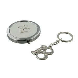 Set oglinda si breloc cadou 18 ani SP941; Cadouri deosebite care pot fi gasite pe www.dream-store.ro

