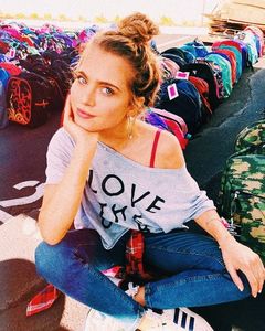 ⤑ᵖᶤᶰᵏĿЄ♏ØИÂÐЄ ┊Daca gaseste o fata potrivita..poate(click; Dar suna la fel de imposibil ca..Adam brusc sa fie matur# rade;
