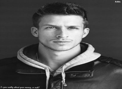 》*Din dormitor ajunge cu ea la bibliotecă. O lipește de una dintre ele și cad câteva cărți. +; Se lasă în genunchi și pe ea o lasă în picioare* Să faci liniște, doar suntem într-o bibliotecă. *își bagă capul sub fusta ei și începe să-și facă de cap cu lba* =)))))))))
