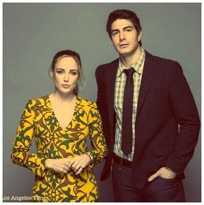 ▬ﻉ√٥ﺎ; Ma plimb pe holul universitatii cu unul din colegi, destinatia noastra fiind catre clasa de; curs doar ca nu asta era scopul nostru principal. Asa ca ne oprim la biblioteca si ne despartim printre rafturile pline de carti.
