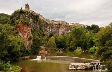 Castellfollit de la Roca