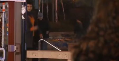 bandicam 2018-11-24 21-15-35-041