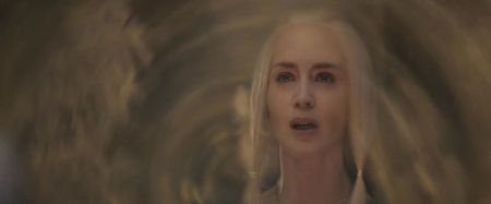 ▬ Ravenna le rostea de fiecare data cand dorea sa stie, sa cunoasca mai mult decat cei din jurul ei.; Sa stie ce are de facut mai departe in momente de rascruce. Nu o spune Freya, nu e ceea ce pare. ❝Mirror, mirror, on the wall, who is the fairest of them all?❞
