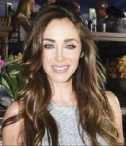 Reviste cu Anahi 2017 - 18