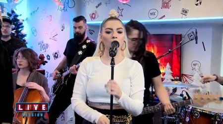 bandicam 2018-12-11 22-59-54-073