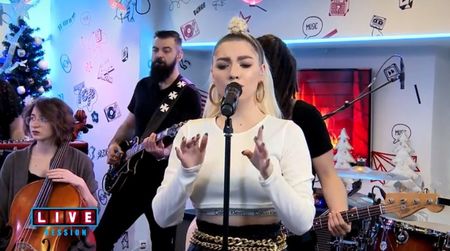 bandicam 2018-12-11 22-59-55-823