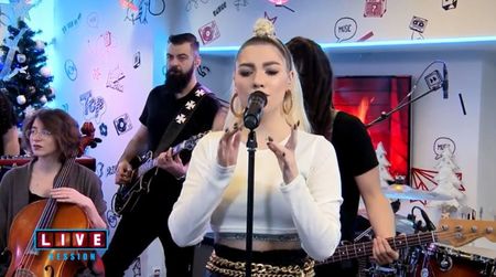 bandicam 2018-12-11 22-59-56-464