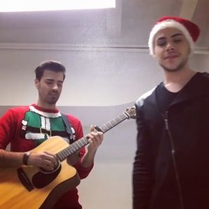 bandicam 2018-12-13 21-29-04-385