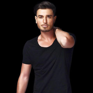 xxPetaledeTrandafirxx; Faydee
