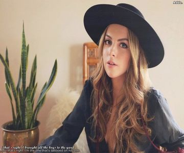 》Hmmm, pe cât ianuarie? *Surâde și dă din gene apoi o bufnește râsul* Of course you can..+; *se uită după Adam cum pleacă și-și scutură sclipiciul* Deeeeci, petrecerea se va ține în fosta ta cameră. Super. E mai mare decât camera noastră.
