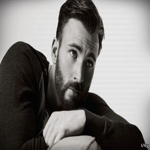 ▬ ❝Dar eu ma bucur de priveliste.❞ Ma intorc pe o parte si o privesc.=))))