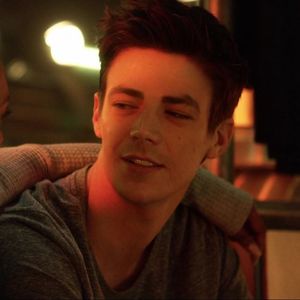 ⤑ᵖᶤᶰᵏĿЄ♏ØИÂÐЄ ┊ mama natura?# da sugestiv din sprancene=));hmm poi dusu(click; ala nu suna deloc rau# isi duce mainile pe soldurile ei; sa speram ca nu tre sa il f;;;ut ca sa se potoleasca de tot=)))))
