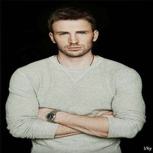 ▬ ❝Doamne fereste, nu.❞ Scot din celalalt buzunar o sticla mica de vodka si; o intind catre ea.=))))
