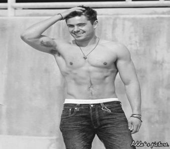 》*pleacă înfuriat* =))))))))))))))))))