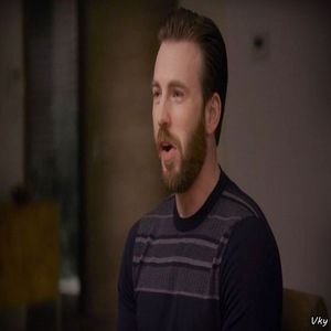 ▬ ❝Asta e bine, inseamna ca nu e mica.❞ O cuprinde bine de talie si o ridica in bratele lui.=)))))