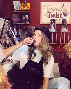 ⤑ᵖᶤᶰᵏĿЄ♏ØИÂÐЄ ┊# tocmai bea ceva si scuipa tot cand vede ce se(click; intampla=)));-all.hmm..dar pot eu# ia sticla si cumva are noroc si nimereste pe liz; dez;;bracate de tot si striga in gura mare ca oferi s;;ex pe gratis pe hol-liz
