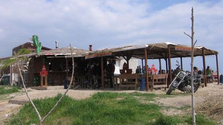 Vama Veche, terasa plina de 1 Mai