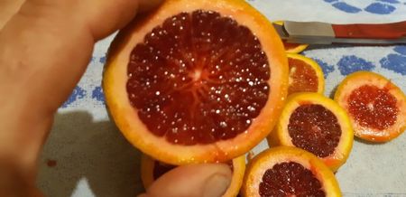 Citrus sinensis moro; Portocal roșu
