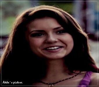 》*aplauda scurt* Yeeee, o sa mananci nesanatos cu mineeee. Bun. +; *ii face semn spre cos* Arunca-le acolo, mr. Salvatore. Ceva picaaant, uite aici. *ia un borcan cu jalapeños cheese si niste pungi de nachos* Ce bem?? :))))
