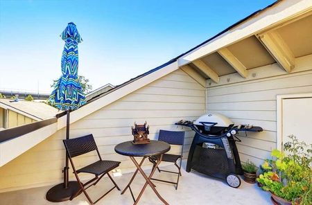 terasa mansarda; https://www.youtube.com/watch?v=q0YASm_t9Hc
