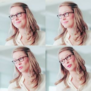 ⤑ᵖᶤᶰᵏĿЄ♏ØИÂÐЄ ┊sunt destul de sigura ca anne caity si beebo sunt interesati=))))-ruby(click; # se uita la ce se intampla si rade ca proasta; hei liz..ce faci?:x-l
