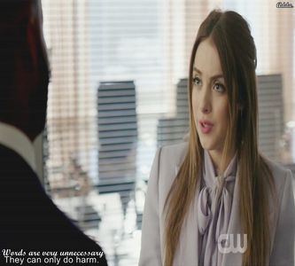 》Hey, uite bine acuma, mai devreme eram gata de al 3-lea război mondial, tu? *se uită; apoi de la melissa la ruby și apoi iar la melly* De ce râdeți, ce am pierdut?=)))#Melruby. *Se uită ciudat la el* Ești ok? ce ai pățit? *îl prinde ușor de mână* =))))))))))#grant.
