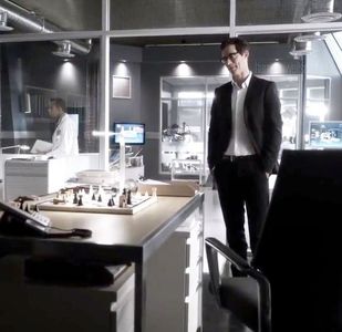 ⤑ᵖᶤᶰᵏĿЄ♏ØИÂÐЄ ┊# fura florile unui student pt gagicasa si bate la usa la cabinet fara nici o idee ca; deja in spatele lui=)));
