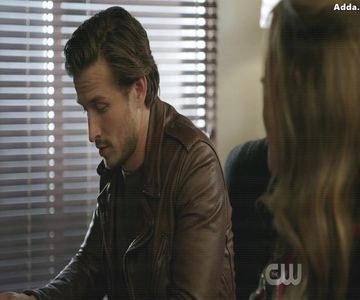 》*zâmbește larg și-i pune inelul pe deget, îi sărută mâna apoi se ridică în picioare, înapoi +; la nivelul ei, o sărută tandru* Vezi, pot să fiu ambele - crazy - about you and crazy psychotic =)))))))).
